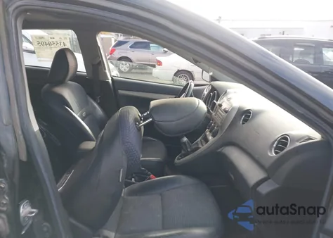 2009 Pontiac Vibe Gt from USA, damaged, VIN 5Y2SN670X9Z440738